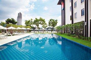 ibis Bangkok Riverside Hotel