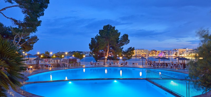 Urlaub im Urlaub Last Minute im Leonardo Royal Hotel Ibiza Santa Eulalia - hier günstig online buchen