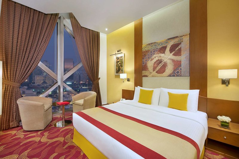 Urlaub im City Seasons Towers Hotel 2024/2025 - hier günstig online buchen