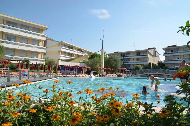 Urlaub im Villaggio & Aparthotel Planetarium Resort 2024/2025 - hier günstig online buchen