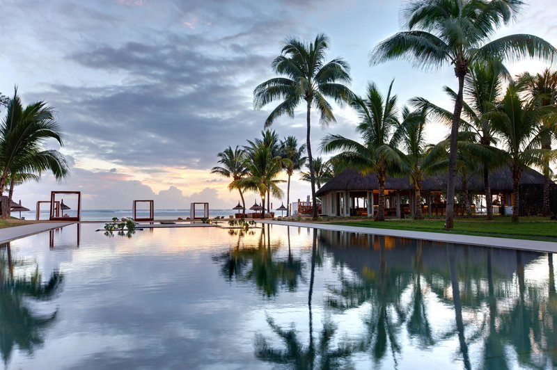 Urlaub im Outrigger Mauritius Beach Resort 2024/2025 - hier günstig online buchen