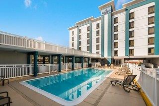 günstige Angebote für Clarion Inn & Suites Virginia Beach