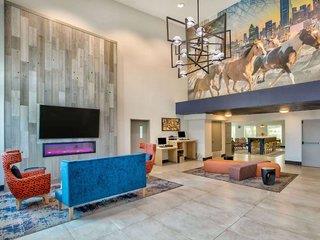günstige Angebote für La Quinta Inn & Suites by Wyndham Dallas - Las Colinas