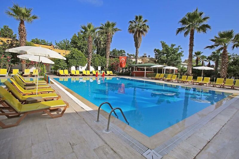 Urlaub im Urlaub Last Minute im Malibu Resort Hotel - hier günstig online buchen