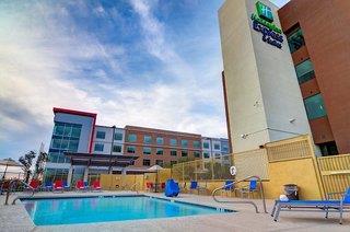 Urlaub im Holiday Inn Express & Suites Phoenix North - Scottsdale 2024/2025 - hier günstig online buchen