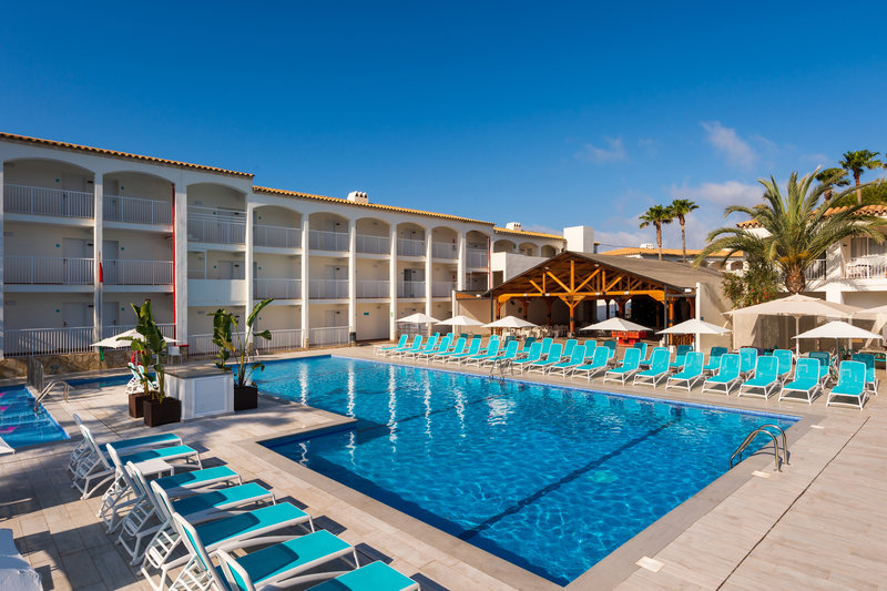Urlaub im Hotel Vibra Cala Tarida 2024/2025 - hier günstig online buchen