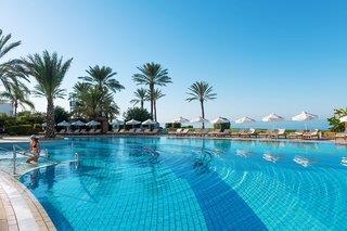 Urlaub im Constantinou Bros Athena Beach Hotel 2024/2025 - hier günstig online buchen