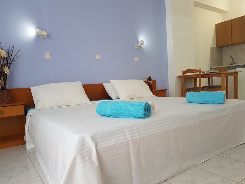 Urlaub im Pyrgos Hotel Apartments 2024/2025 - hier günstig online buchen