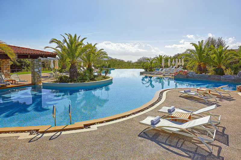 Urlaub im The Westin Resort Costa Navarino 2024/2025 - hier günstig online buchen