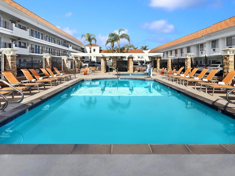 Urlaub im Tropicana Inn & Suites Anaheim 2024/2025 - hier günstig online buchen