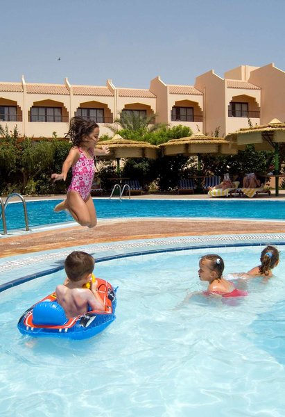 Urlaub im Flamenco Beach & Resort  2024/2025 - hier günstig online buchen