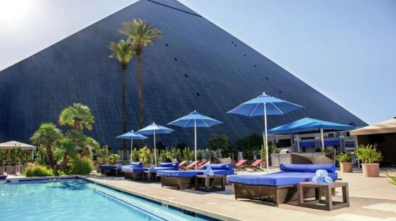 Urlaub im Urlaub Last Minute im Luxor Hotel & Casino - hier günstig online buchen
