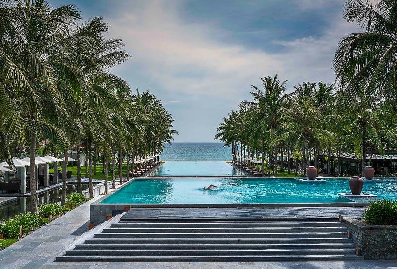 Urlaub im Four Seasons Resort The Nam Hai 2024/2025 - hier günstig online buchen