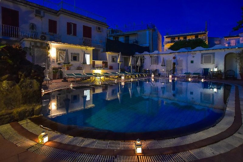 Urlaub im Charme Hotel La Villa Tina 2024/2025 - hier günstig online buchen