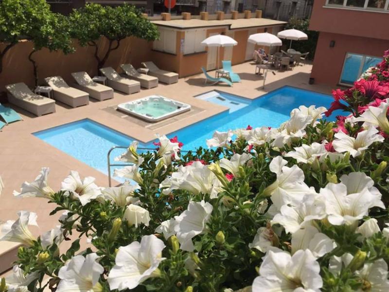 Urlaub im Hotel Monte Rosa 2024/2025 - hier günstig online buchen
