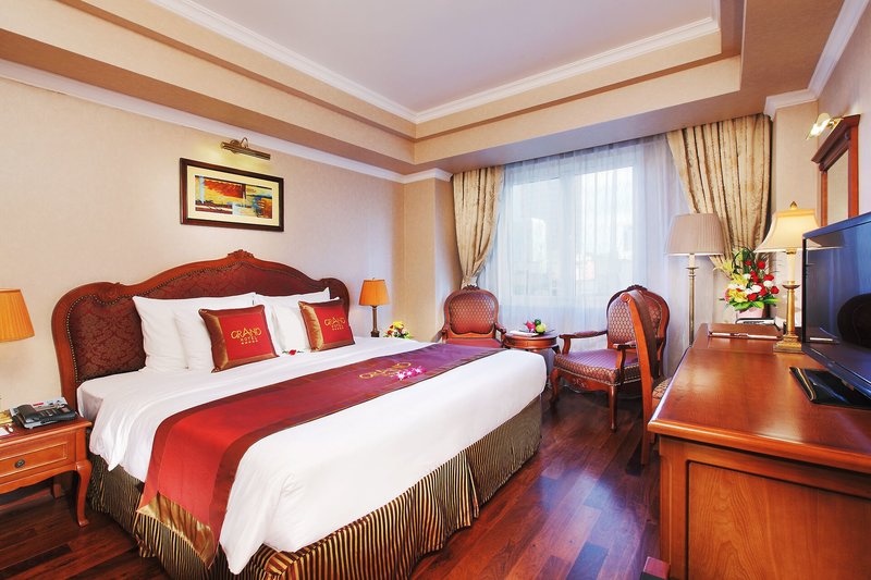 Urlaub im Grand Hotel Saigon 2024/2025 - hier günstig online buchen