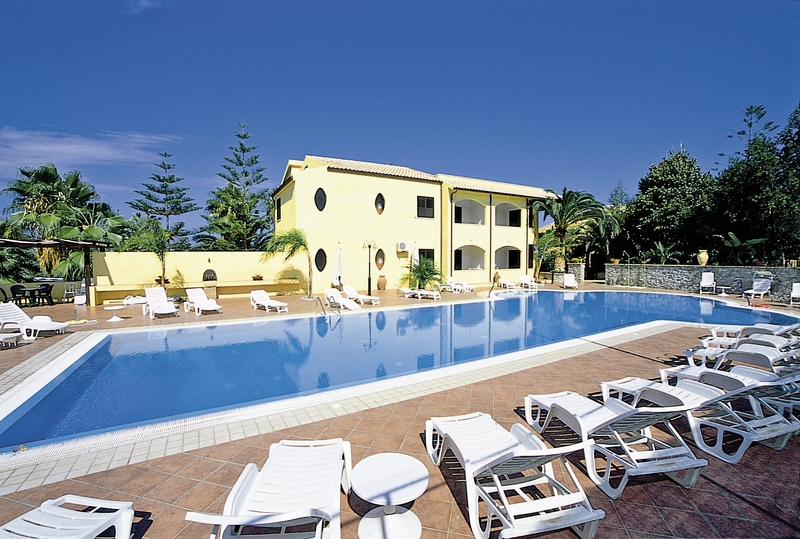 Urlaub im Costa degli Dei Resort 2024/2025 - hier günstig online buchen