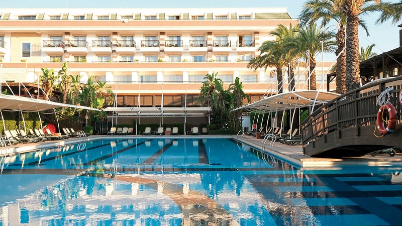 Urlaub im Crystal De Luxe Resort & Spa 2024/2025 - hier günstig online buchen