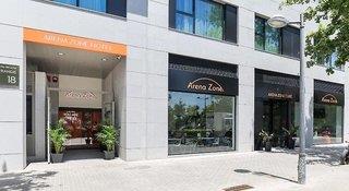 günstige Angebote für Arena Zone Hotel & Cafe