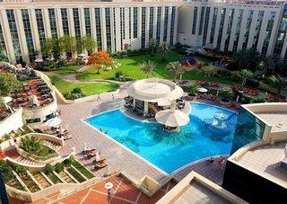 Urlaub im Millennium Airport Hotel Dubai 2024/2025 - hier günstig online buchen