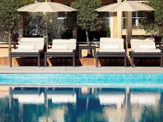 günstige Angebote für Grand Hotel Roi Rene Aix En Provence