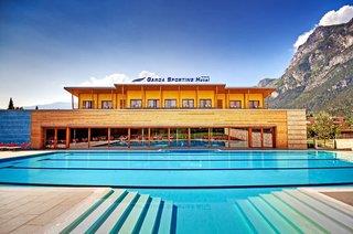 Urlaub im Garda Sporting Club Hotel 2024/2025 - hier günstig online buchen