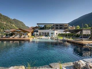 Urlaub im Alpin Life Resort Lürzerhof 2024/2025 - hier günstig online buchen
