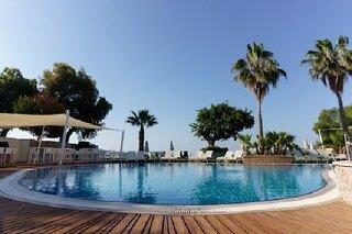 Urlaub im Urlaub Last Minute im Costa Luvi Hotel - hier günstig online buchen